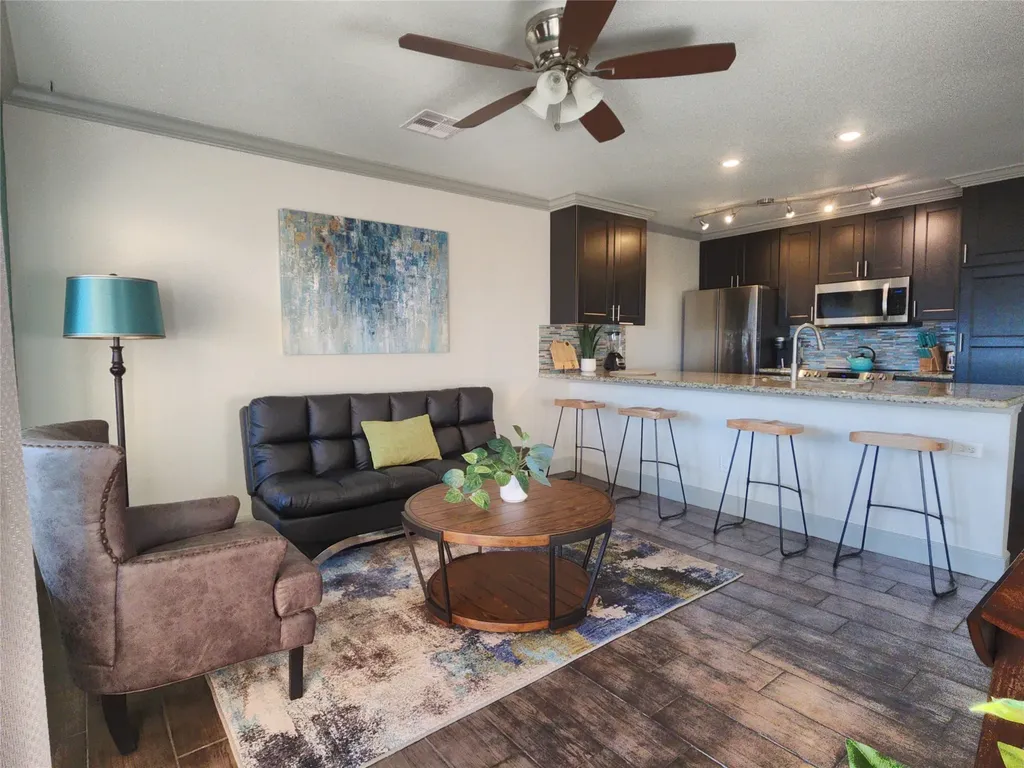 9520 Seawall Boulevard 323 Galveston TX 77554