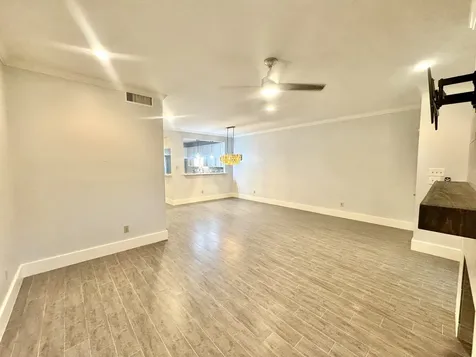 2323 Bering Drive 2 Houston TX 77057