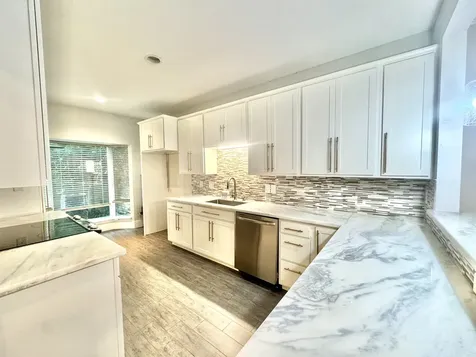 2323 Bering Drive 2 Houston TX 77057