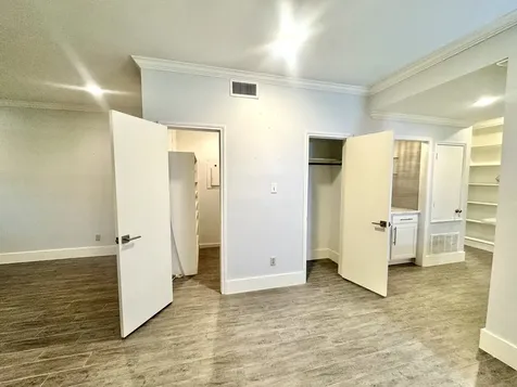 2323 Bering Drive 2 Houston TX 77057