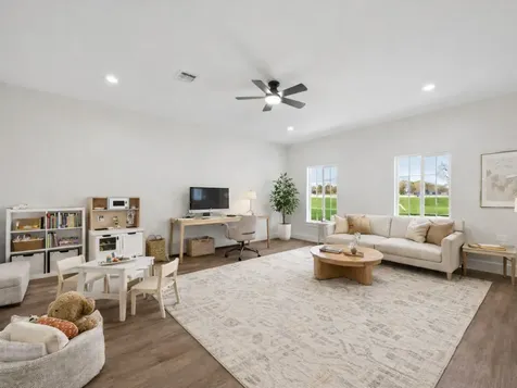 1337 S Circle Street Sealy TX 77474