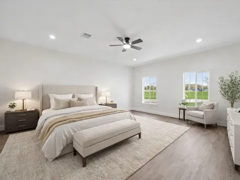 1337 S Circle Street Sealy TX 77474