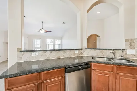 9902 Memorial Crossing Drive Tomball TX 77375