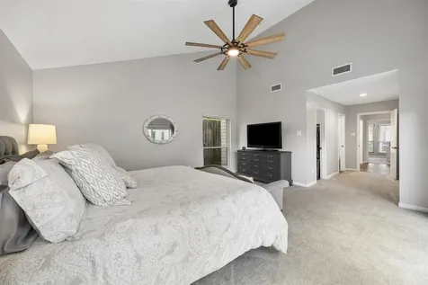 1623 Warwickshire Drive Houston TX 77077