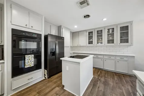 1623 Warwickshire Drive Houston TX 77077