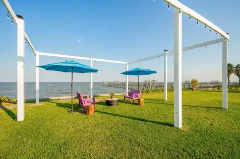 815 5th Street Dickinson TX 77539