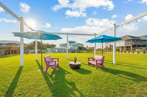 815 5th Street Dickinson TX 77539