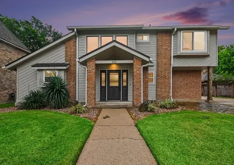 522 Crestwood Drive El Lago TX 77586