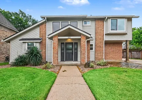522 Crestwood Drive El Lago TX 77586