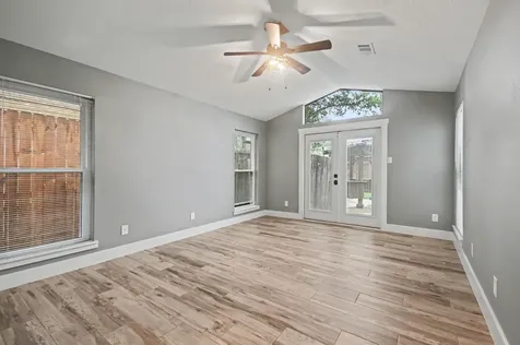 522 Crestwood Drive El Lago TX 77586