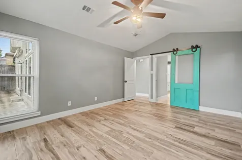 522 Crestwood Drive El Lago TX 77586