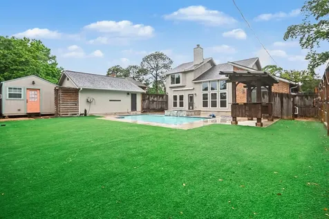 522 Crestwood Drive El Lago TX 77586