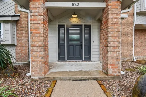522 Crestwood Drive El Lago TX 77586