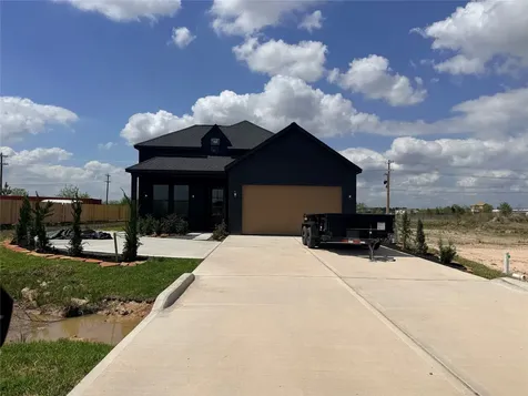393 Road 5854 Cleveland TX 77327