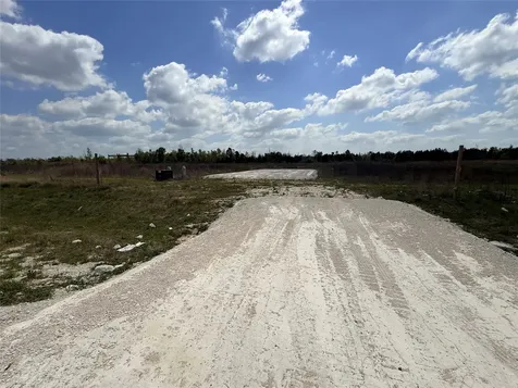 393 Road 5854 Cleveland TX 77327