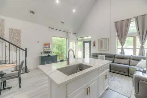 175 Water Oak Livingston TX 77351
