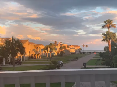 4101 Ghost Crab Lane Galveston TX 77554