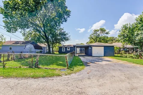 2206 15th Avenue N Texas City TX 77590
