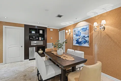 10034 Meadow Lake Lane Houston TX 77042