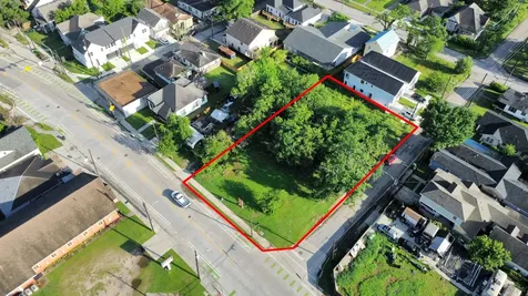 2319 Lorraine Street Houston TX 77026
