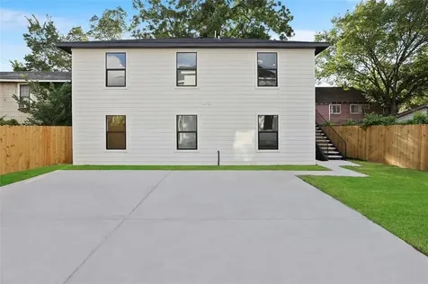 310 Delmar Street C Houston TX 77011