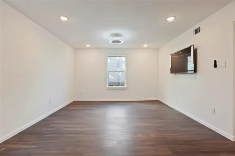 310 Delmar Street C Houston TX 77011
