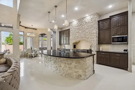 5703 Lakeshore Vista Richmond TX 77469