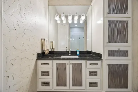 5703 Lakeshore Vista Richmond TX 77469