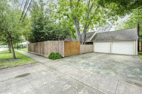 4202 Ruskin Street West University Place TX 77005
