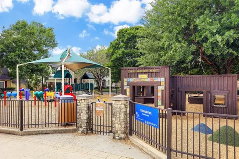 4202 Ruskin Street West University Place TX 77005