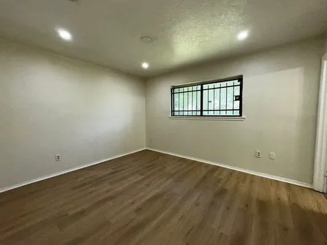 12815 Segrest Drive Houston TX 77047