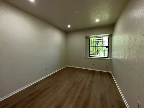 12815 Segrest Drive Houston TX 77047
