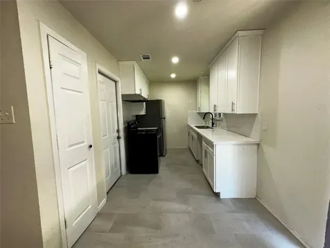 12815 Segrest Drive Houston TX 77047