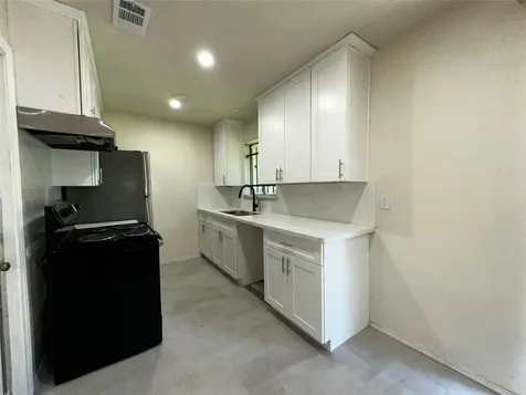 12815 Segrest Drive Houston TX 77047