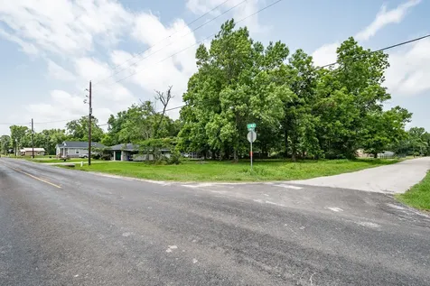 0 W Cormier - 000 Street Ames TX 77575
