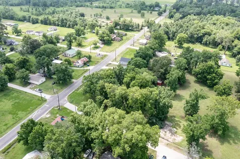 0 W Cormier - 000 Street Ames TX 77575