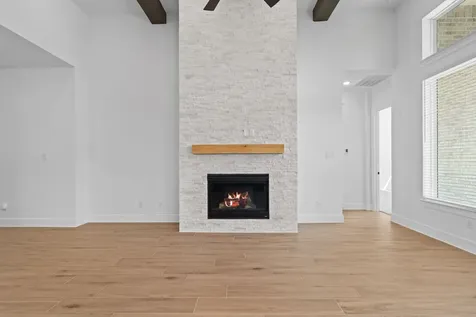 12142 Jacob Lane Mont Belvieu TX 77523