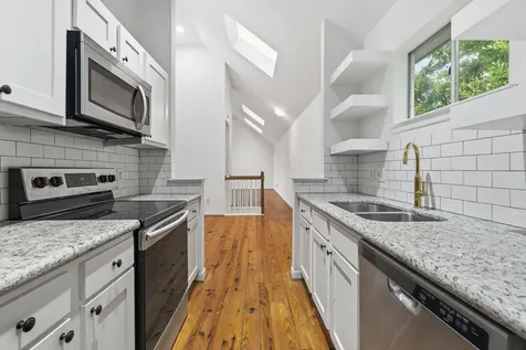 1616 Kipling Street C Houston TX 77006