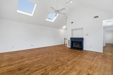 1616 Kipling Street C Houston TX 77006