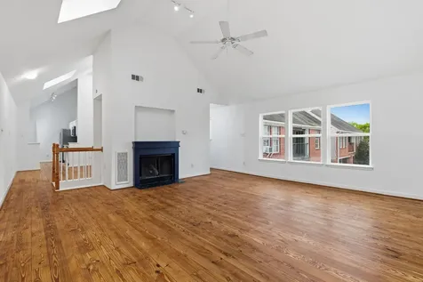 1616 Kipling Street C Houston TX 77006
