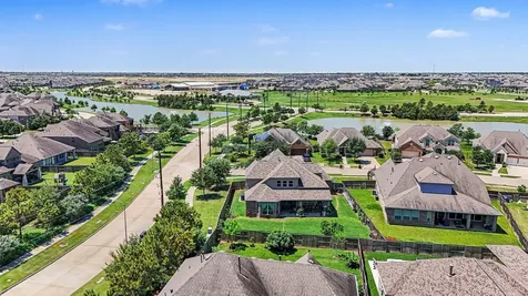 2627 Petunia Valley Drive Brookshire TX 77423