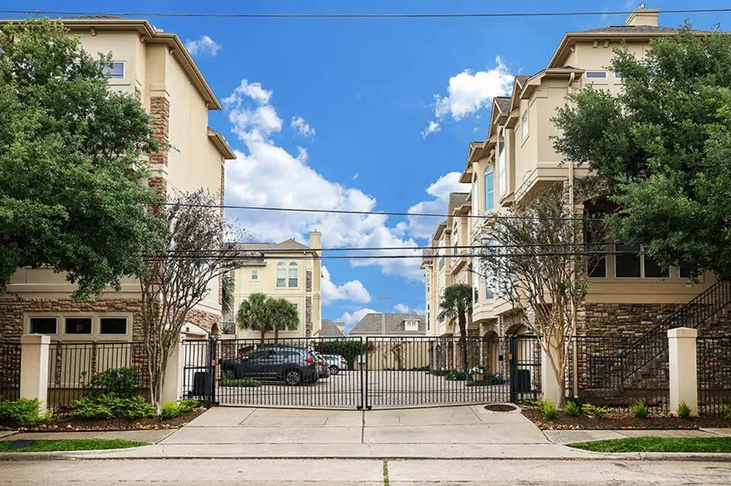 5768 Sugar Hill Drive Houston TX 77057