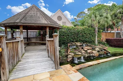 5768 Sugar Hill Drive Houston TX 77057