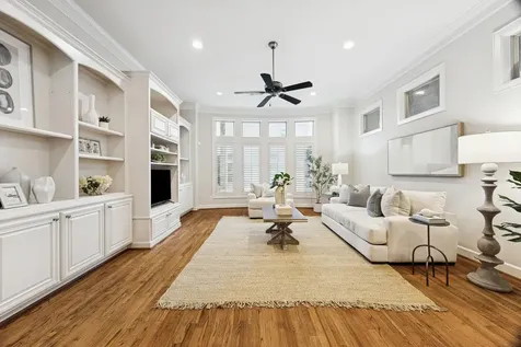 5768 Sugar Hill Drive Houston TX 77057
