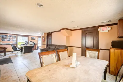 1912 Houston Boulevard South Houston TX 77587