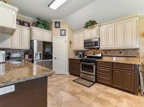 3217 El Camino Street Bay City TX 77414