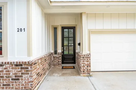 201 W Ellaine Avenue Pasadena TX 77506