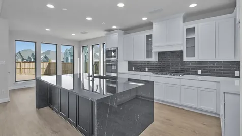 12214 Grassy Bend Drive Mont Belvieu TX 77523
