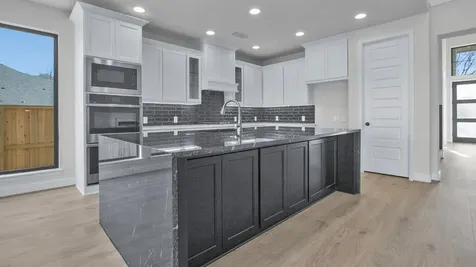 12214 Grassy Bend Drive Mont Belvieu TX 77523