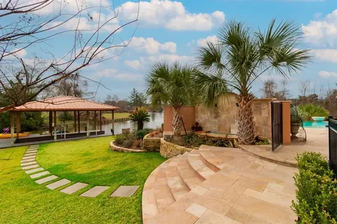 146 La Vie Drive Montgomery TX 77316